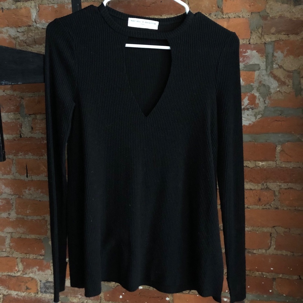 Black Long Sleeve Top